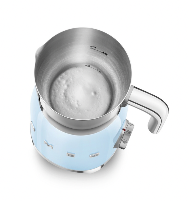 https://cftproastingco.com.au/wp-content/uploads/2023/04/best-at-home-milk-frothers-in-australia-smeg.png